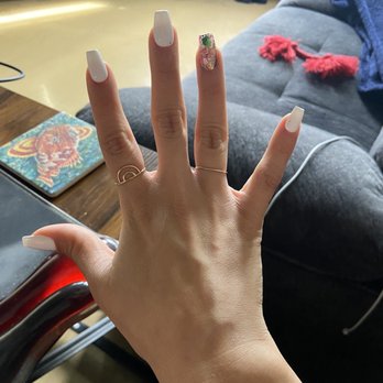 S & P Nails - Some glitter on middle finger and pinky - Nail Salons Near Me - Minot, North Dakota S & P Nails - Some glitter on middle finger and pinky - Nail Salons Near Me - Minot, North Dakota