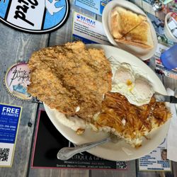 Blue Bird Cafe - Chicken fried steak-on point