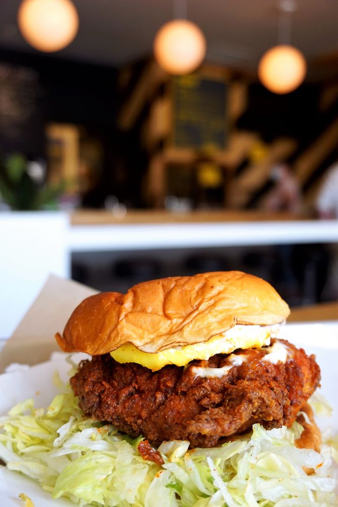 Ma'ono Fried Chicken