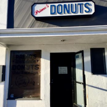 Primo's Donuts - Back parking - Donuts Near Me - Los Angeles, California Primo's Donuts - Back parking - Donuts Near Me - Los Angeles, California