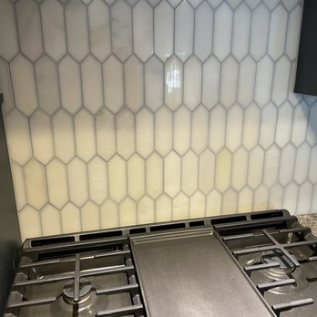 Mike Reed Tile - Kitchen backsplash detail - Tiling Near Me - Tarzana, California Mike Reed Tile - Kitchen backsplash detail - Tiling Near Me - Tarzana, California