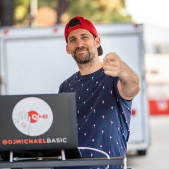 RCL Entertainment - DJ Michael Basic in the mix! - Musicians Near Me RCL Entertainment - DJ Michael Basic in the mix! - Musicians Near Me