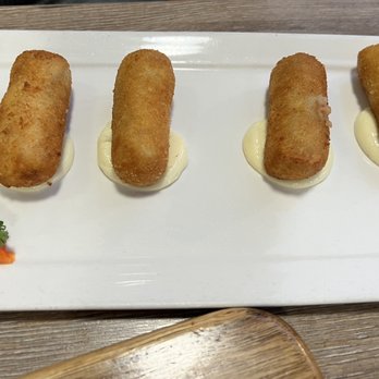 Montecatini Restaurant - Ham croquettes - Italian Near Me - Miami, Florida Montecatini Restaurant - Ham croquettes - Italian Near Me - Miami, Florida