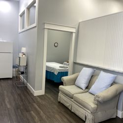 Anna’s Massage Spa - Waiting room lobby