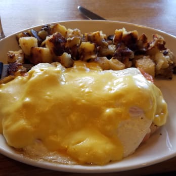 Sunset Grill - Breakfast & Brunch Near Me - Blue Mountains, Ontario Sunset Grill - Breakfast & Brunch Near Me - Blue Mountains, Ontario