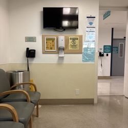 College Medical Center - 90's clean hospital decor, ICU waiting room