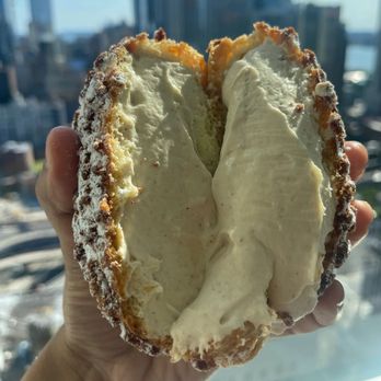 Bibble & Sip - Early Earl Grey Vanilla Cream Puff - Coffee & Tea Near Me - New York, New York Bibble & Sip - Early Earl Grey Vanilla Cream Puff - Coffee & Tea Near Me - New York, New York