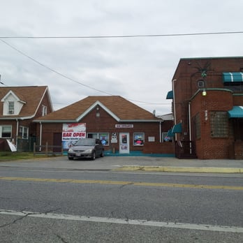 Hotel Charles - a car parked in front of a hotel - Dive Bars Near Me - Hughesville, Maryland Hotel Charles - a car parked in front of a hotel - Dive Bars Near Me - Hughesville, Maryland