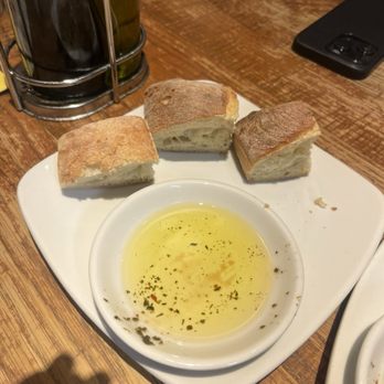 California Pizza Kitchen - Bread - Pizza Near Me - Santa Clara, California