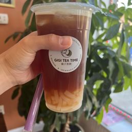 4. Honey Oolong Tea with Lychee Jelly