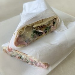 JF Mediterranean cuisine - Falafel Pita
