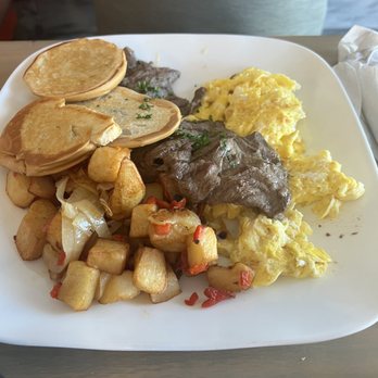 Enzo's Cafe And Bakery - Steak and Eggs - Bakeries Near Me - Palm Springs, Florida