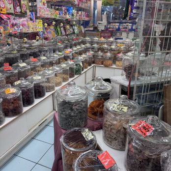 Sweet Magic - Candy Stores Near Me - Toronto, Ontario