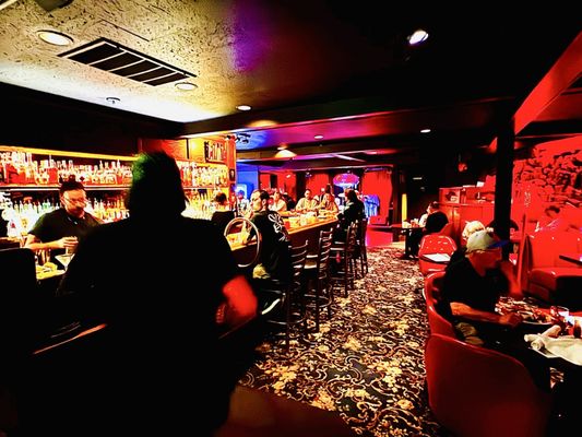 Clyde's Prime Rib Restaurant and Bar by null