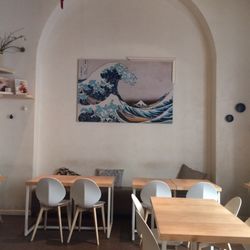 Agorà - Hermoso lugar. Precios accesibles (2 cafelatte + 2 croassant 4€) muy rico!!