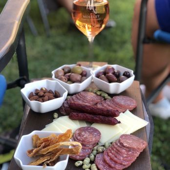 Moseley Family Cellars - Picnic on the lawn - Wine Tasting Room Near Me - Redding, California Moseley Family Cellars - Picnic on the lawn - Wine Tasting Room Near Me - Redding, California