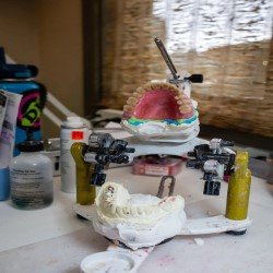 Laney Dental & Denture Clinic