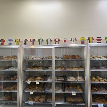K Bakery - Pan display - Bakeries Near Me - Los Angeles, California K Bakery - Pan display - Bakeries Near Me - Los Angeles, California