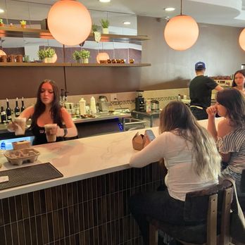 Sombra Coffee Lounge - Coffee & Tea Near Me - Camarillo, California