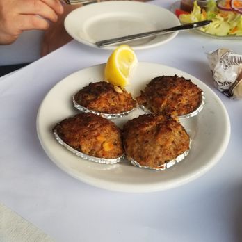 Flynn's - Yummy clams - Bars Near Me - Ocean Bay Park, New York