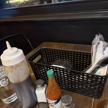 Horn Barbecue - Condiments on the table - Barbeque Near Me - Fresno, California Horn Barbecue - Condiments on the table - Barbeque Near Me - Fresno, California