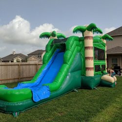 Best House Party Rentals - Palm house combo