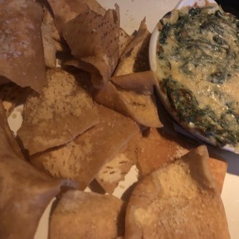 Yard House - Spinach Cheese Dip - Bars Near Me - Westlake, Ohio