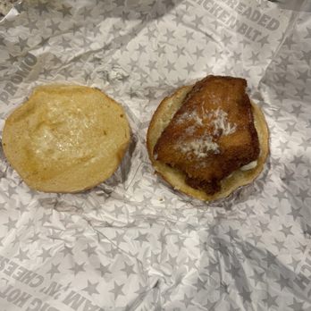 Hardee's - A chicken sandwich - Fast Food Near Me - Supply, North Carolina Hardee's - A chicken sandwich - Fast Food Near Me - Supply, North Carolina