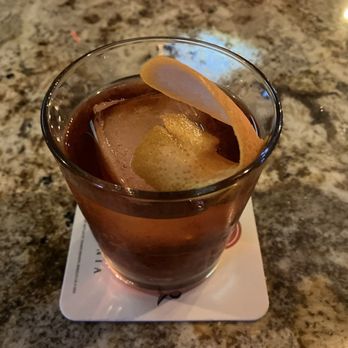 R Bar - Negroni $16 - Lounges Near Me - Los Angeles, California R Bar - Negroni $16 - Lounges Near Me - Los Angeles, California