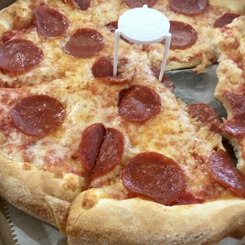 Brooklyn Bros Pizzeria - Pepporoni and Cheese Pizza at Brooklyn Bros Pizzeria, Gdainesville VA - Pizza Near Me - Gainesville, Virginia