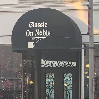 Classic on Noble - the entrance to the restaurant - Southern Near Me - Anniston, Alabama