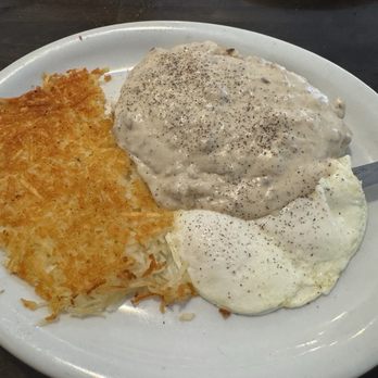 Country Harvest - Camarillo - Biscuits and gravy! Were fantastic! - Breakfast & Brunch Near Me - Camarillo, California