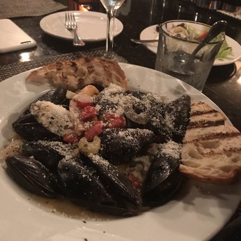 Angelina's Ristorante & Wine Bar - Mussels with white wine sauce - Italian Near Me - Ogunquit, Maine Angelina's Ristorante & Wine Bar - Mussels with white wine sauce - Italian Near Me - Ogunquit, Maine