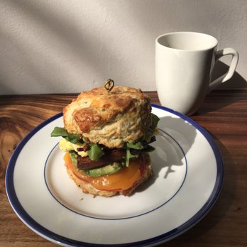 Der Pioneer - Breakfast sandwich on the cheddar chive biscuit. Mmmmmmm - Coffee & Tea Near Me - Brooklyn, New York Der Pioneer - Breakfast sandwich on the cheddar chive biscuit. Mmmmmmm - Coffee & Tea Near Me - Brooklyn, New York
