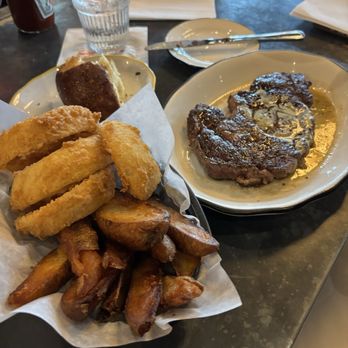 Star Rover - Steakhouses Near Me - Houston, Texas