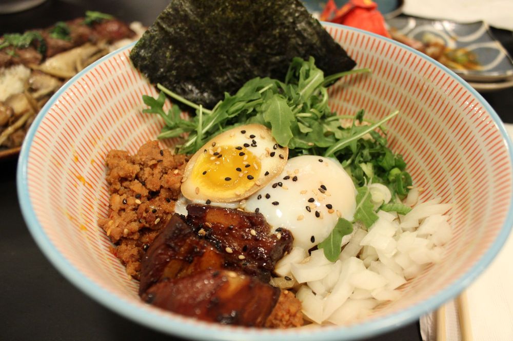 Social spots from Beat Mazesoba