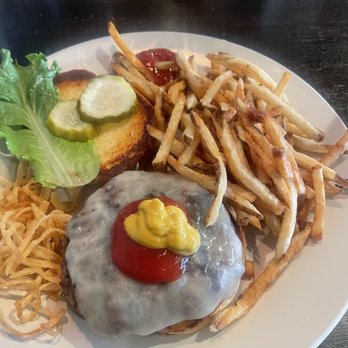 Poe's Tavern - Burgers Near Me - Savannah, Georgia Poe's Tavern - Burgers Near Me - Savannah, Georgia