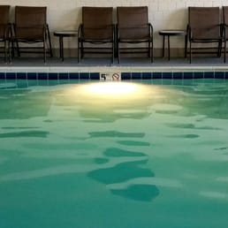 10AM and I had the pool all to myself for some pretty solid laps. 10AM and I had the pool all to myself for some pretty solid laps.