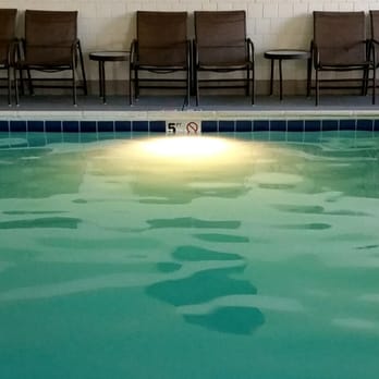 Hampton Inn Terre Haute - 10AM and I had the pool all to myself for some pretty solid laps. - Hotels Near Me - Terre Haute, Indiana