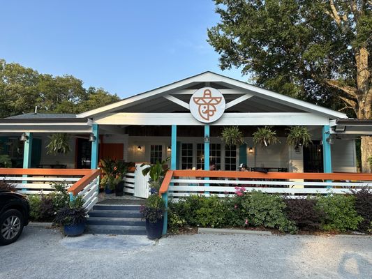 El Pollo Guapo by null