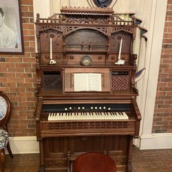 Mississippi Welcome Center - Antique Organ