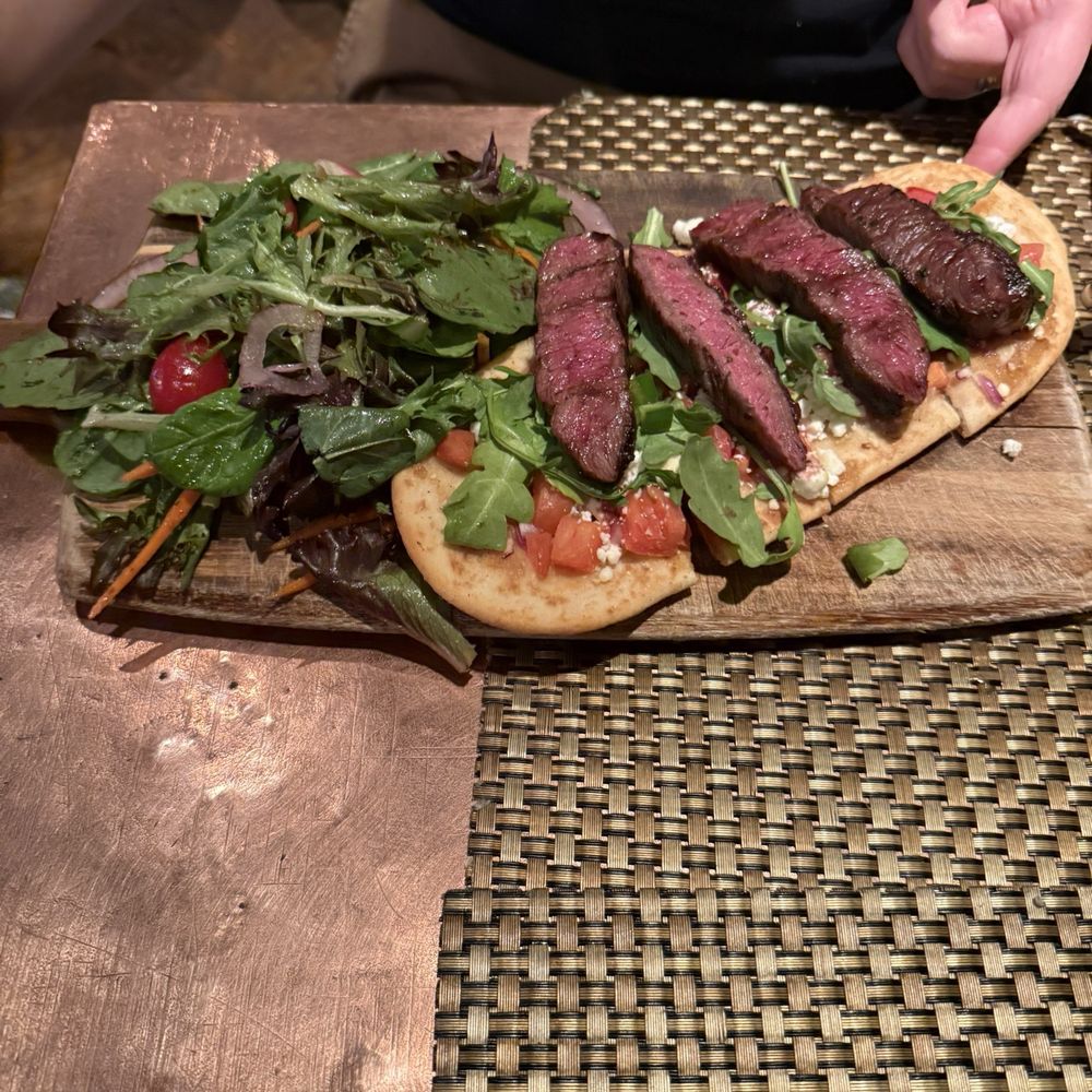 Banc Cafe - Flat Iron Steak Flatbread - Cafes Near Me - New York, New York