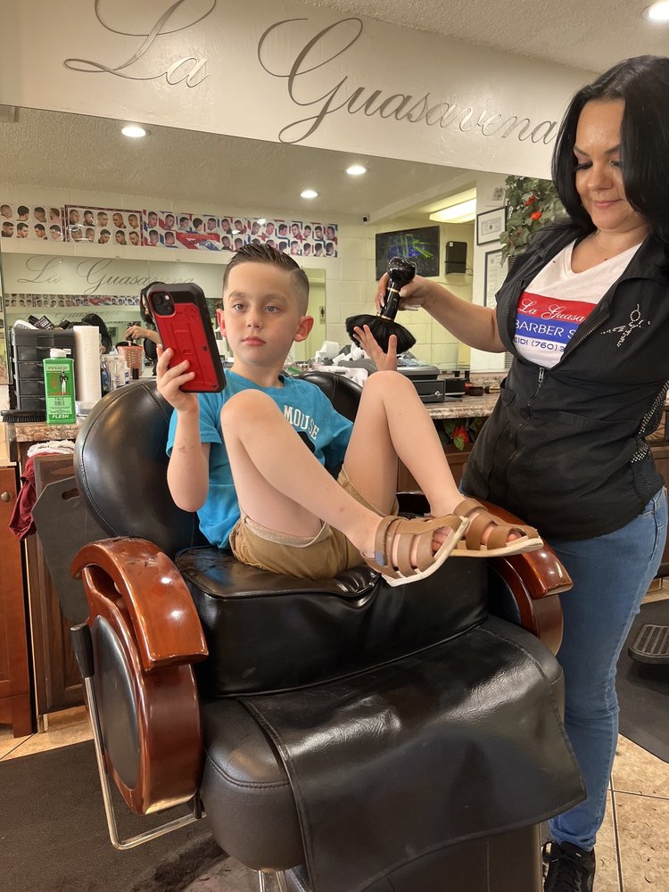 La Guasavena Barber Shop Logo