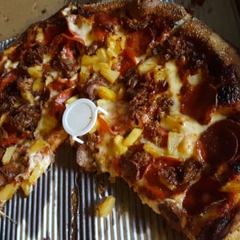 American Pie - I like mine well done!! Mmm mm crust tastic! :)) - Pizza Near Me - Camarillo, California American Pie - I like mine well done!! Mmm mm crust tastic! :)) - Pizza Near Me - Camarillo, California