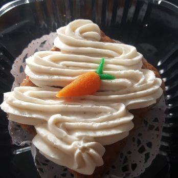 Vegan Danish Bakery - Carrot Cake - Bakeries Near Me - Vaughan, Ontario Vegan Danish Bakery - Carrot Cake - Bakeries Near Me - Vaughan, Ontario