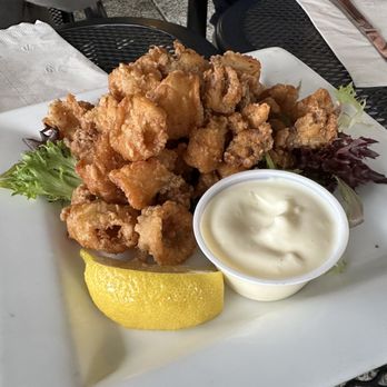 Sully's Bistro & Bar - Calamari - American Near Me - Suquamish, Washington Sully's Bistro & Bar - Calamari - American Near Me - Suquamish, Washington