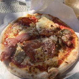 La Carne Pizza for meat lovers. La Carne Pizza for meat lovers.