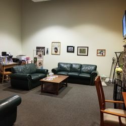 The Brick House Cafe - The library lounge.