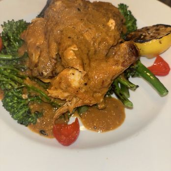 Bedford Hall Craft Kitchen & Bar - Brick Chicken a la Diablo - New American Near Me - Stamford, Connecticut Bedford Hall Craft Kitchen & Bar - Brick Chicken a la Diablo - New American Near Me - Stamford, Connecticut