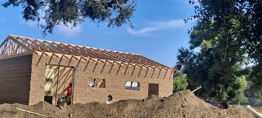 Slide of Alfaros and Son Roofing